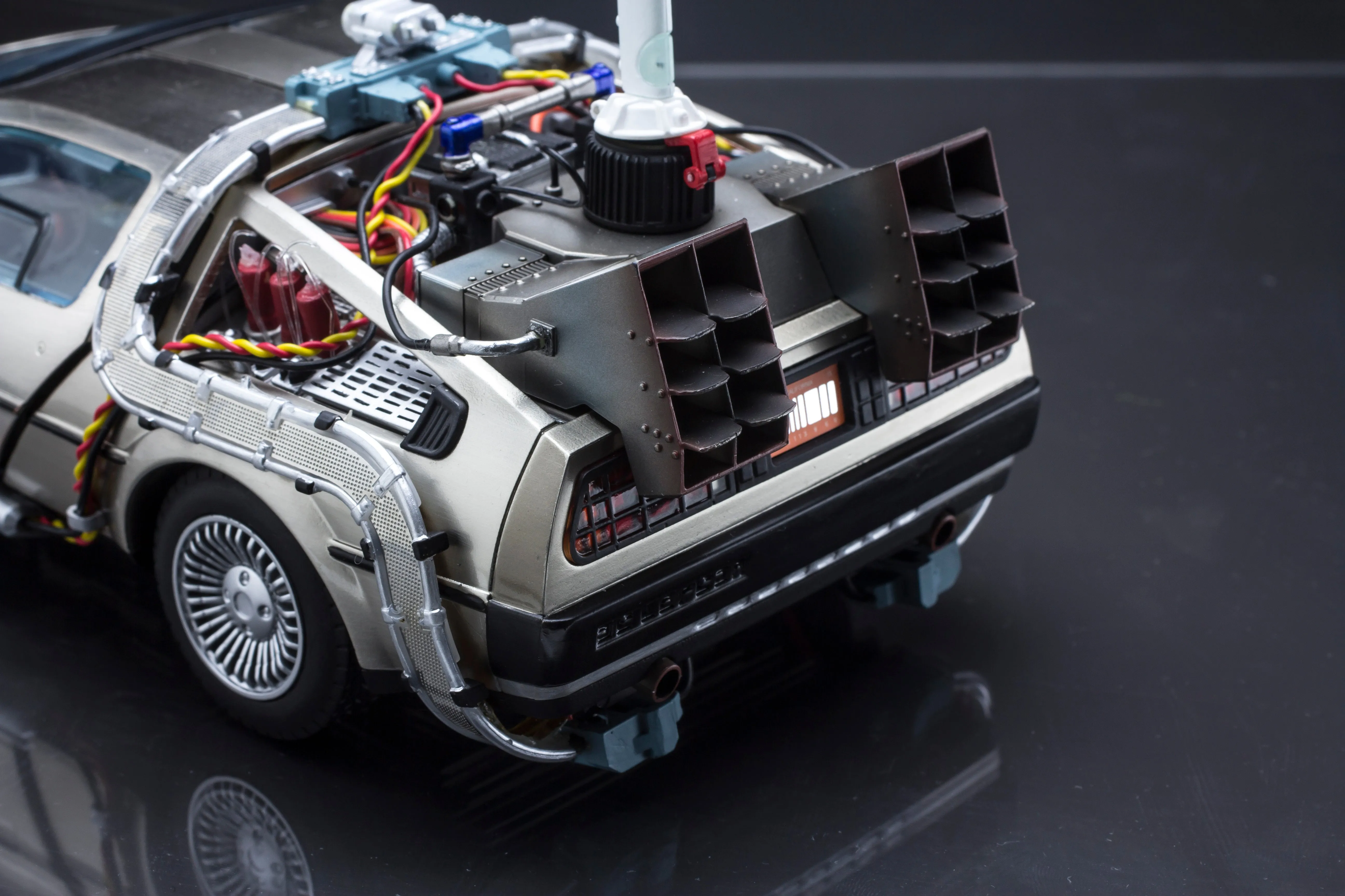 ML02, 1/20 DeLorean Time Machine, Magnetic Levitating Version, Back To The Future Part II